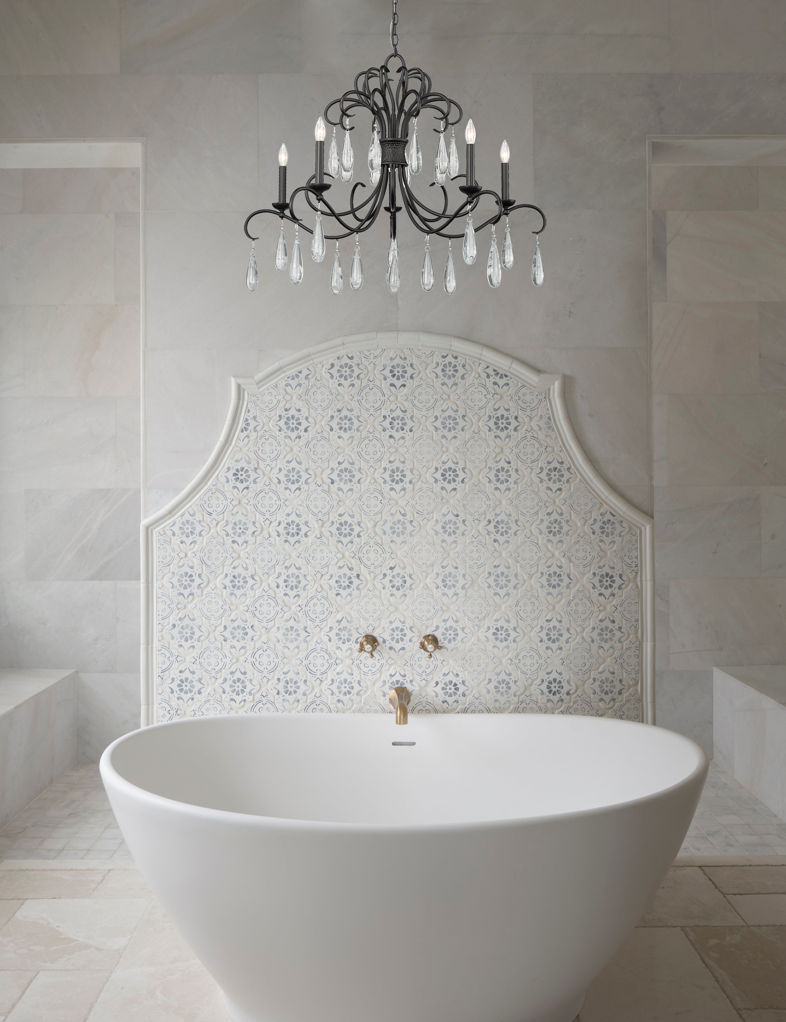Amara 5 Light Chandelier Matte Black