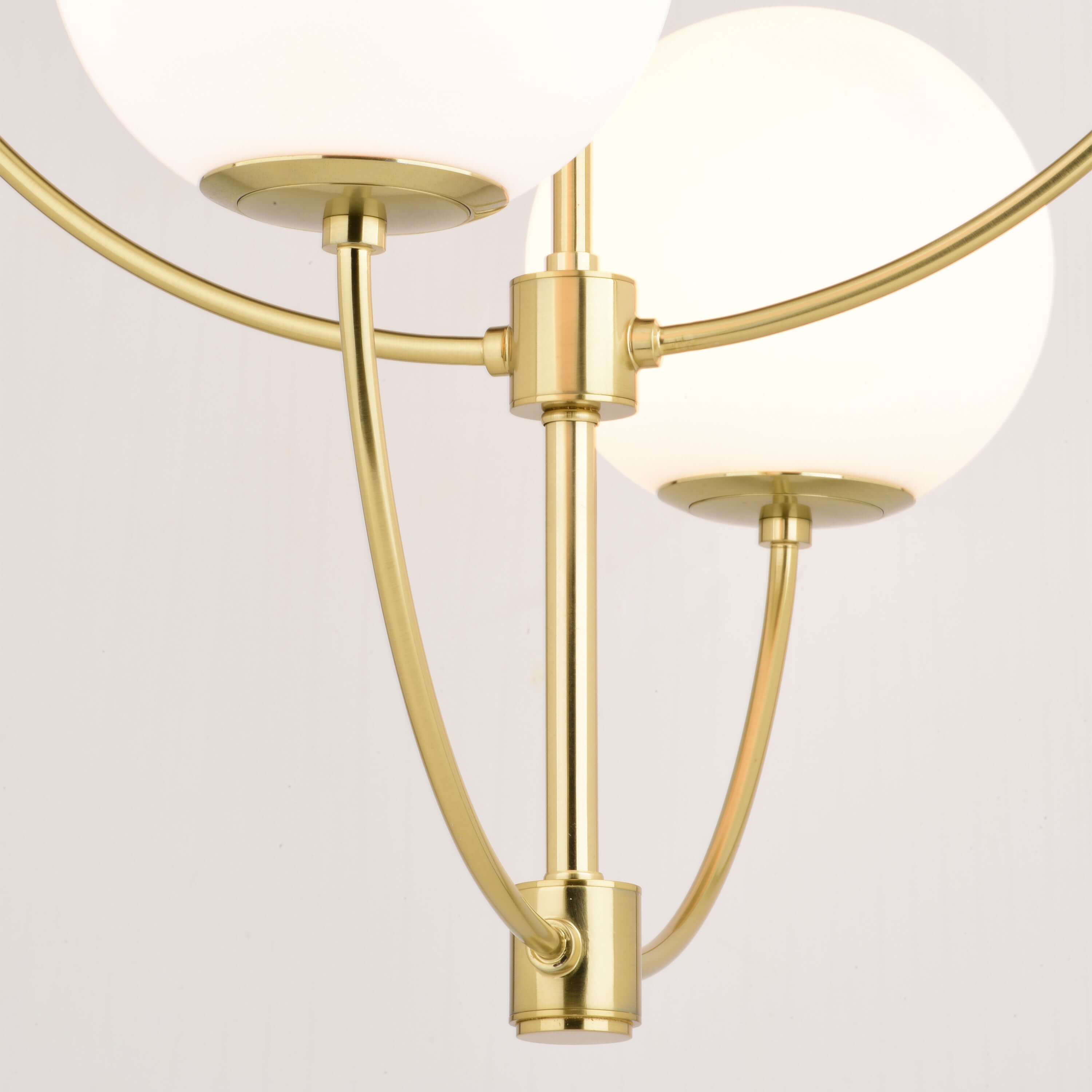 Avers 4-Light Chandelier