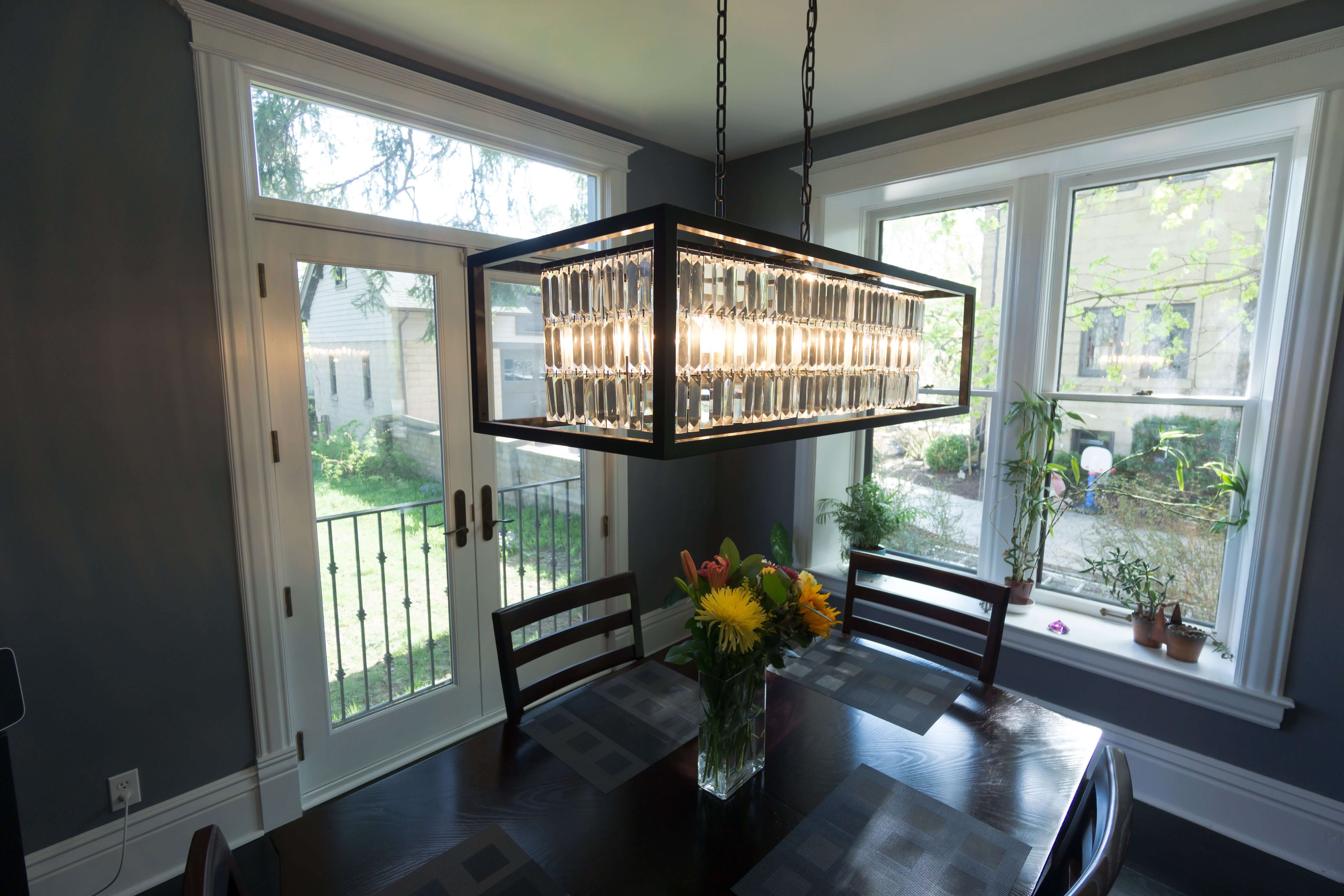 Catana 8-Light Linear Chandelier